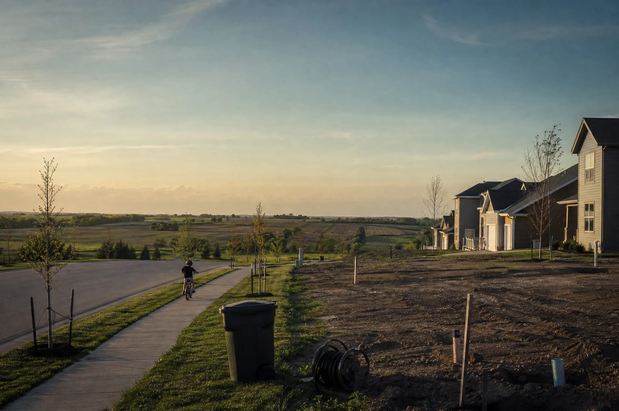 Spring Hill on an ordinary evening